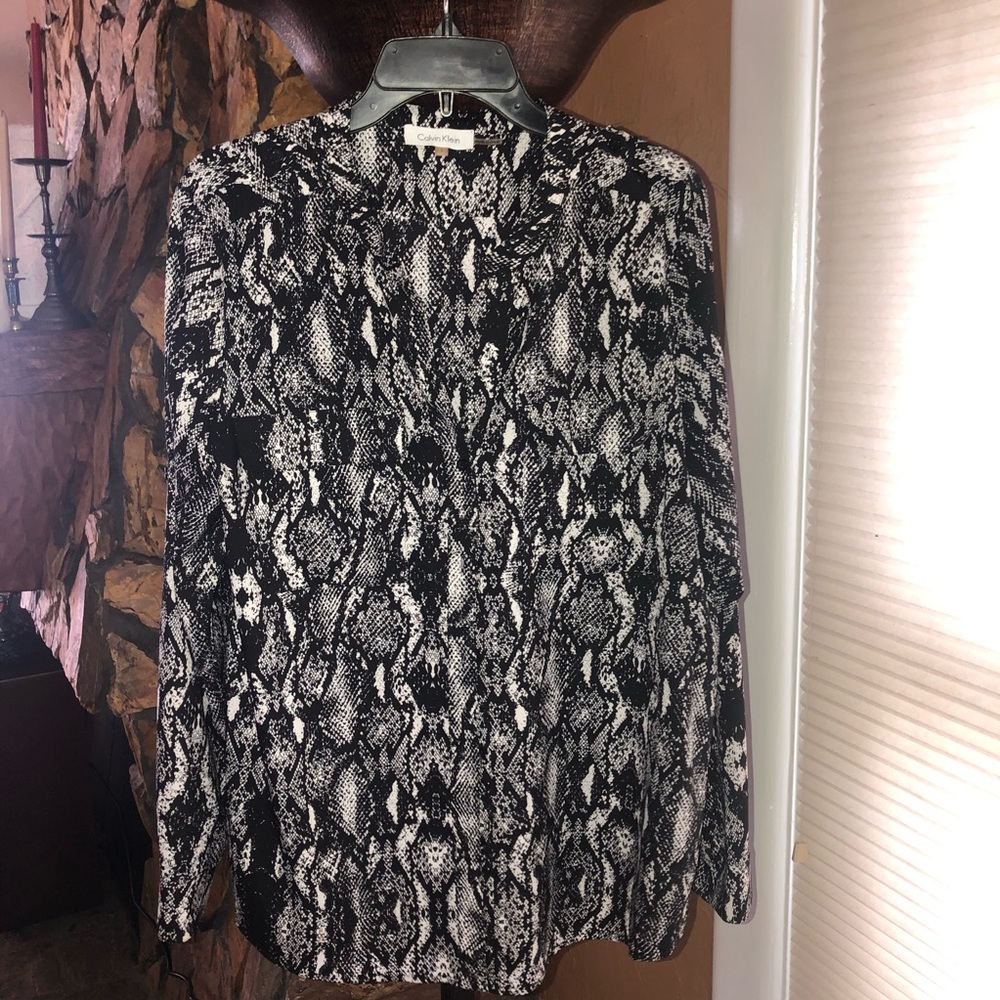 Calvin Klein blouse L